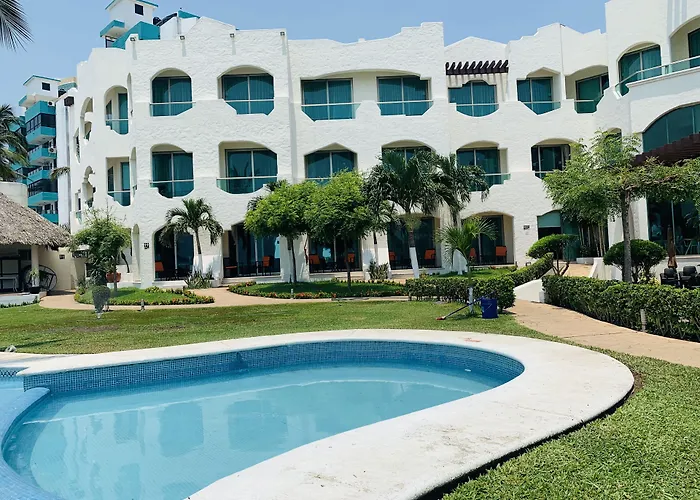Playa Caracol Hotel & Spa